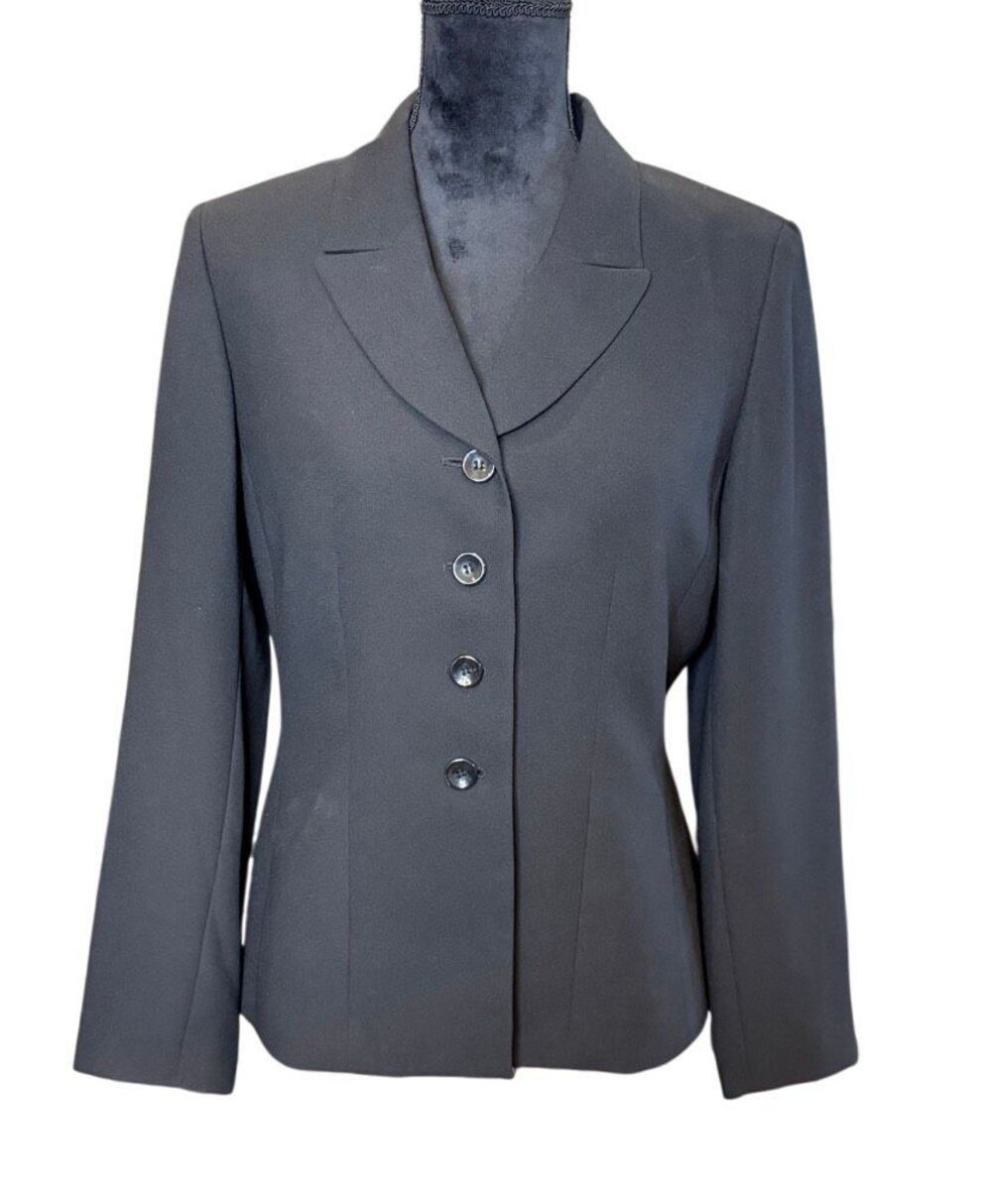 Le Suit Classic Blazer Sz. 8 Lined 4-Button Front Academic Corporate Office